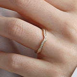 14K Gold V Shape Rhythm Diamond Wedding Band