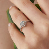 8K White Gold Round Diamond Edge Stone Engagament Ring