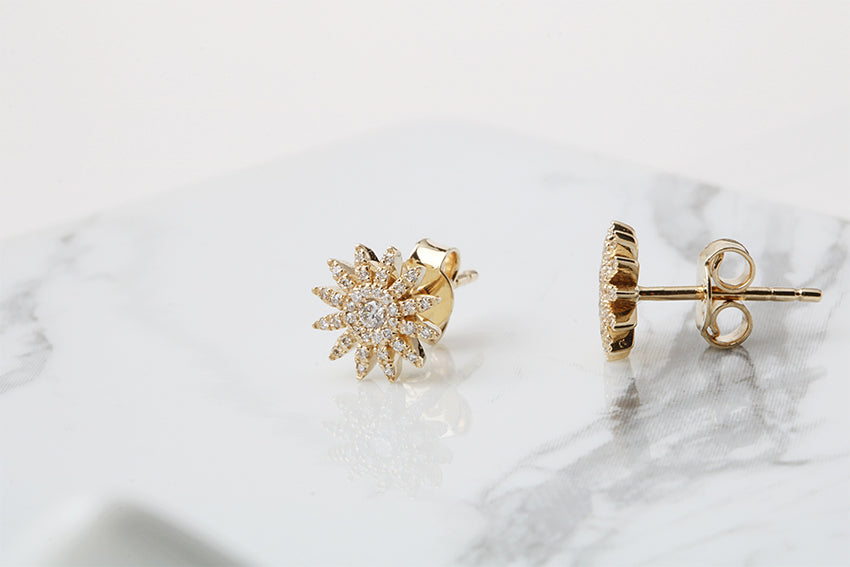 14K Gold Floral Diamond Earring