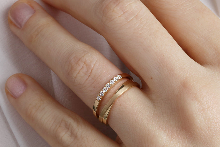 14K Gold 2mm 7 stone Diamond Wedding Band