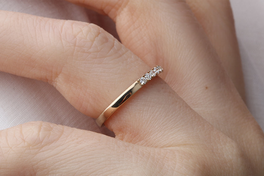 14K Gold 2mm 7 stone Diamond Wedding Band