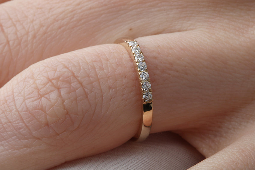 14K Gold 2mm 7 stone Diamond Wedding Band