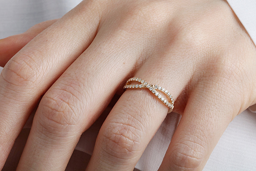 14K Gold Half Way Infinty Diamond Wedding Band