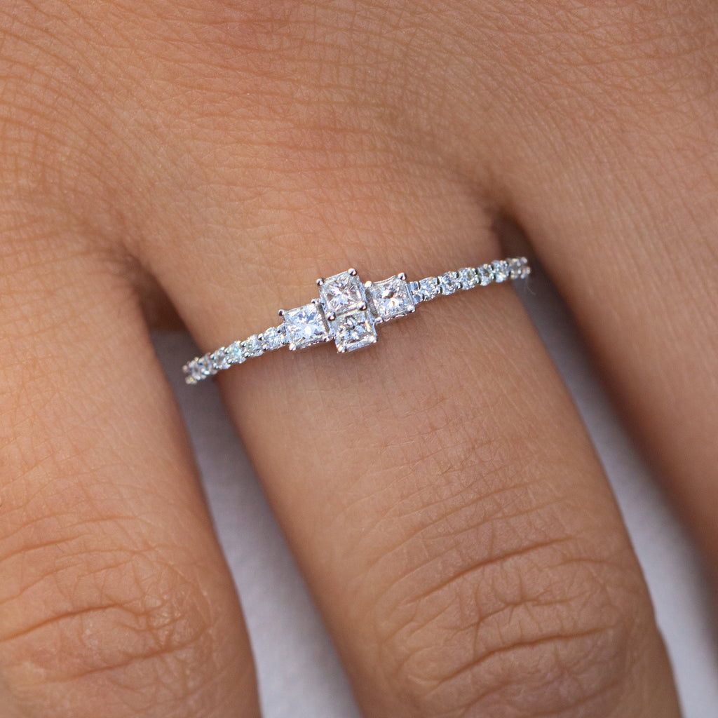  14K Gold Baguette and Round Diamond Ring