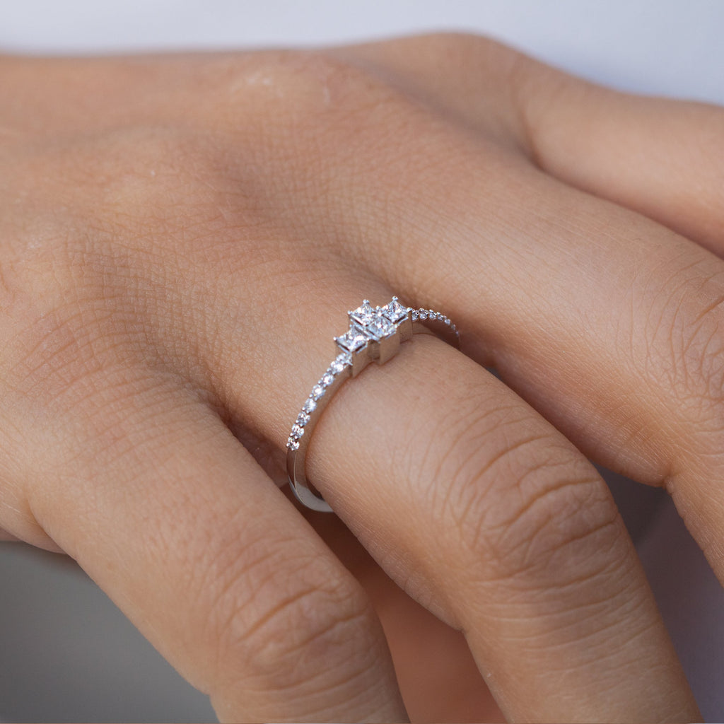  14K Gold Baguette and Round Diamond Ring