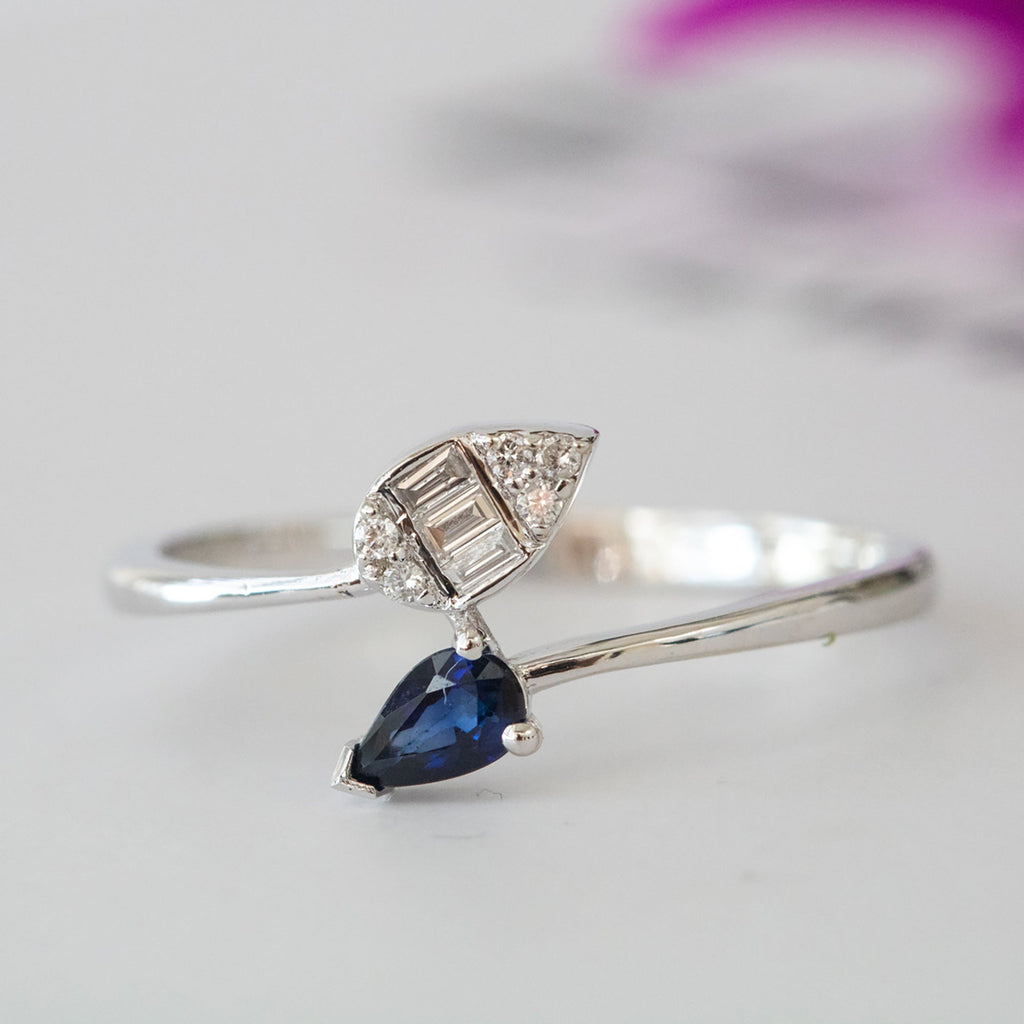 14k Gold Tear Drop Sapphire and Diamond Ring