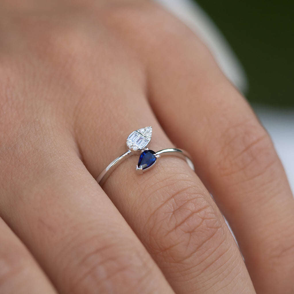 14k Gold Tear Drop Sapphire and Diamond Ring