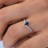 14K White Gold Pear Sapphire with Round Diamond