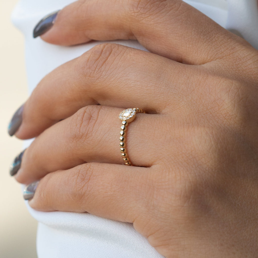  14K White Gold Baguette and Round Diamond Ring