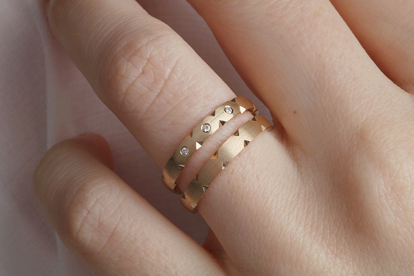 14K Gold 3mm Modern Wedding Band with Diamonds
