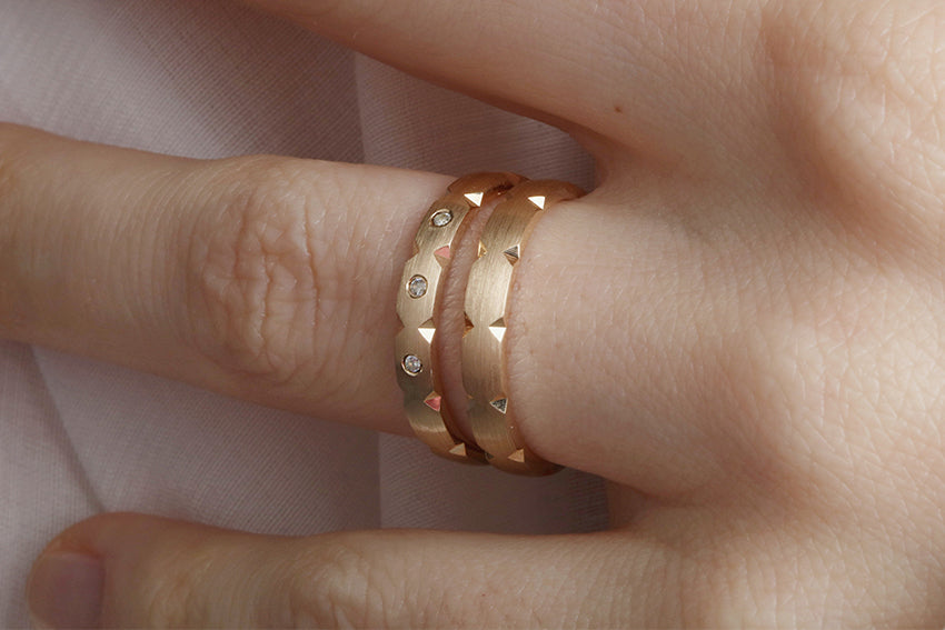 14K Gold 3mm Modern Wedding Band with Diamonds