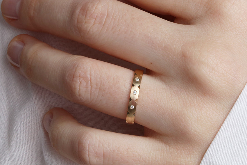 14K Gold 3mm Modern Wedding Band with Diamonds